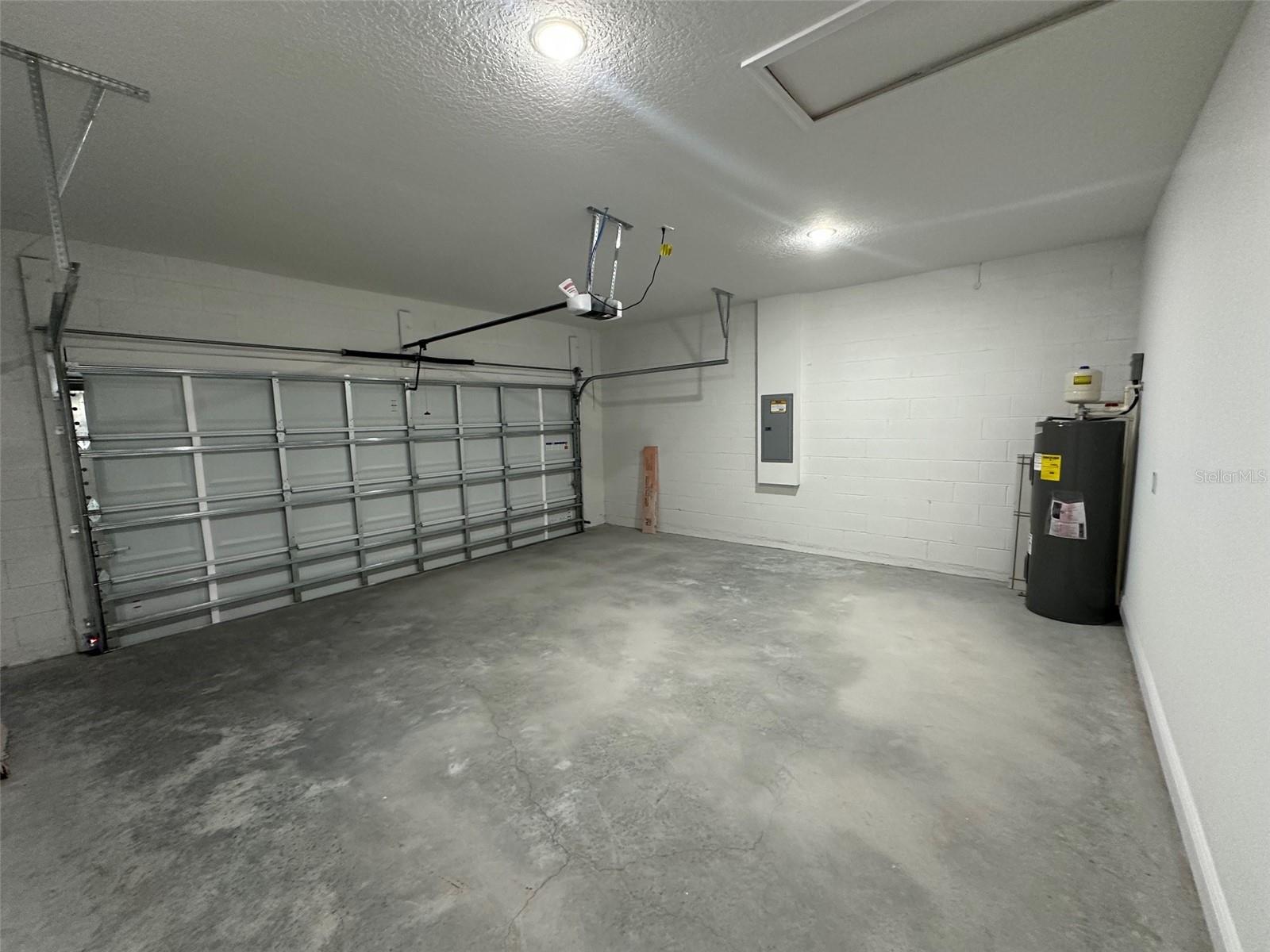 Image 27 of 36 For 2498 Magenta Drive