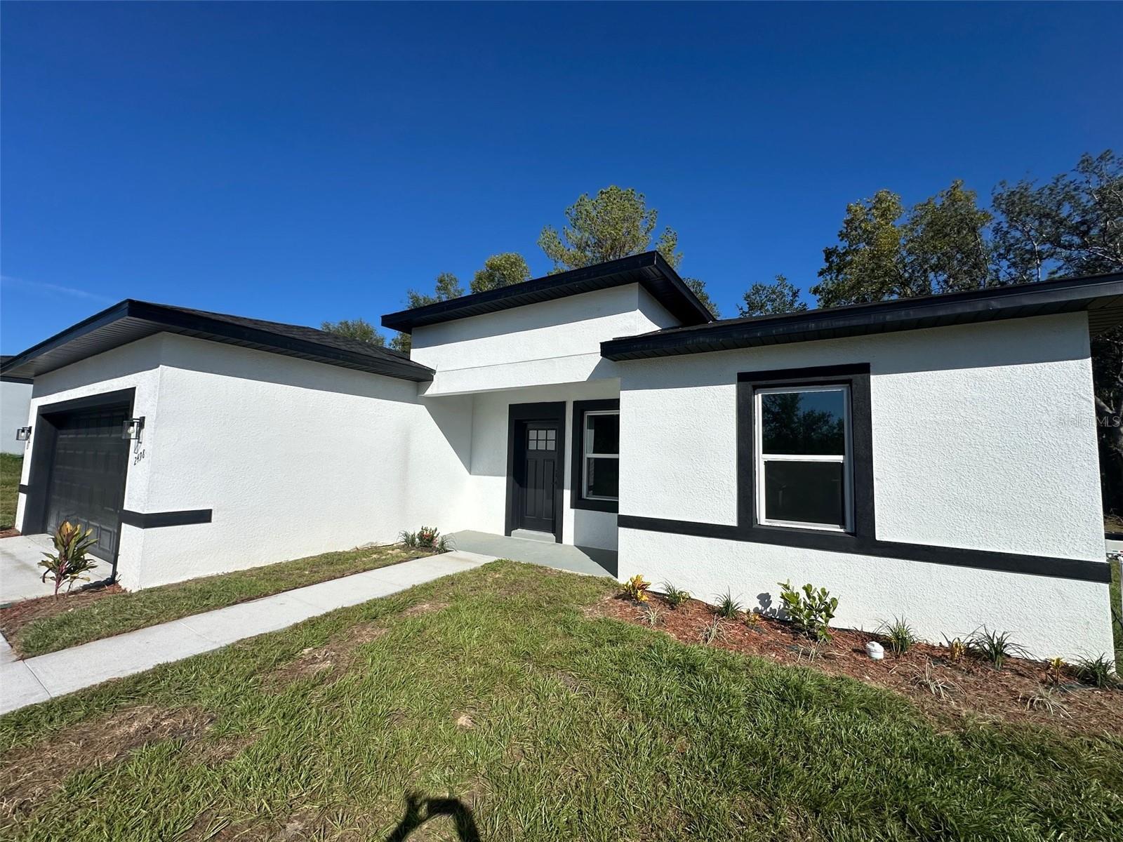 Image 35 of 36 For 2498 Magenta Drive