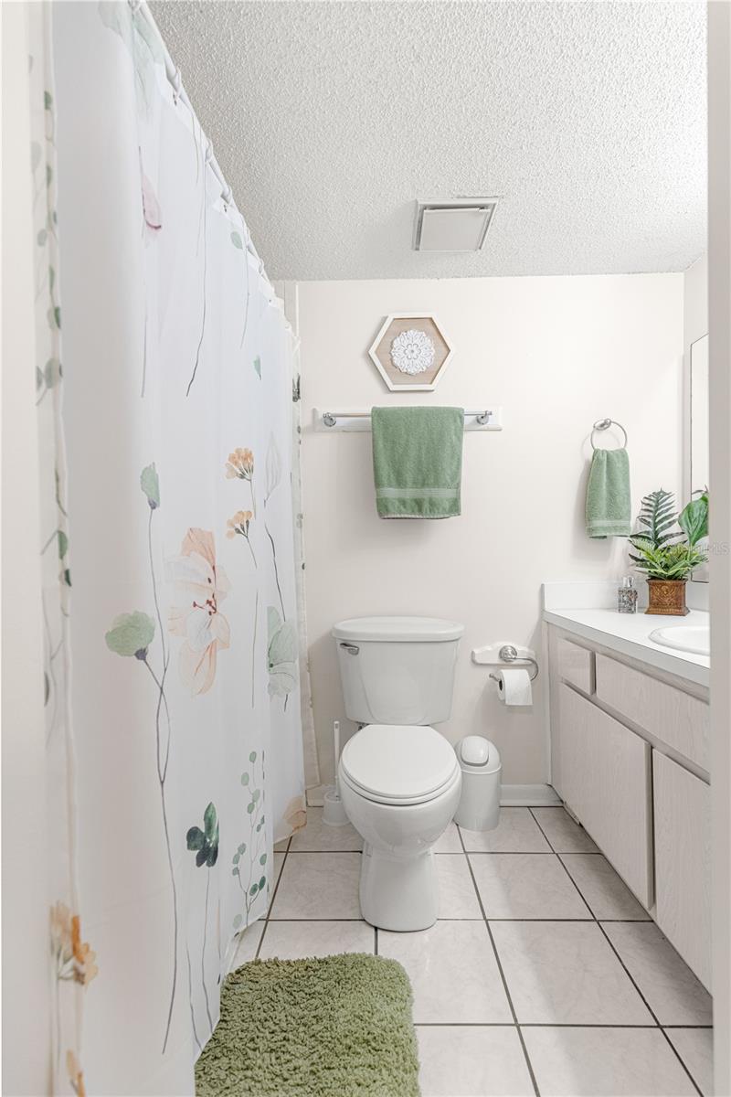 Image 26 of 53 For 586 Fairways Circle A