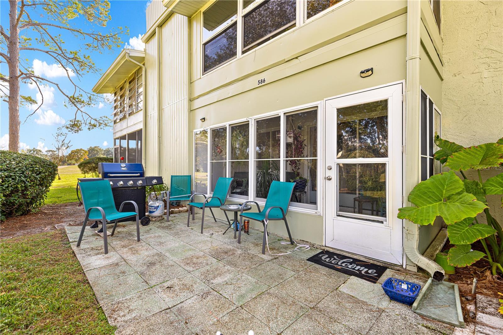 Image 35 of 53 For 586 Fairways Circle A