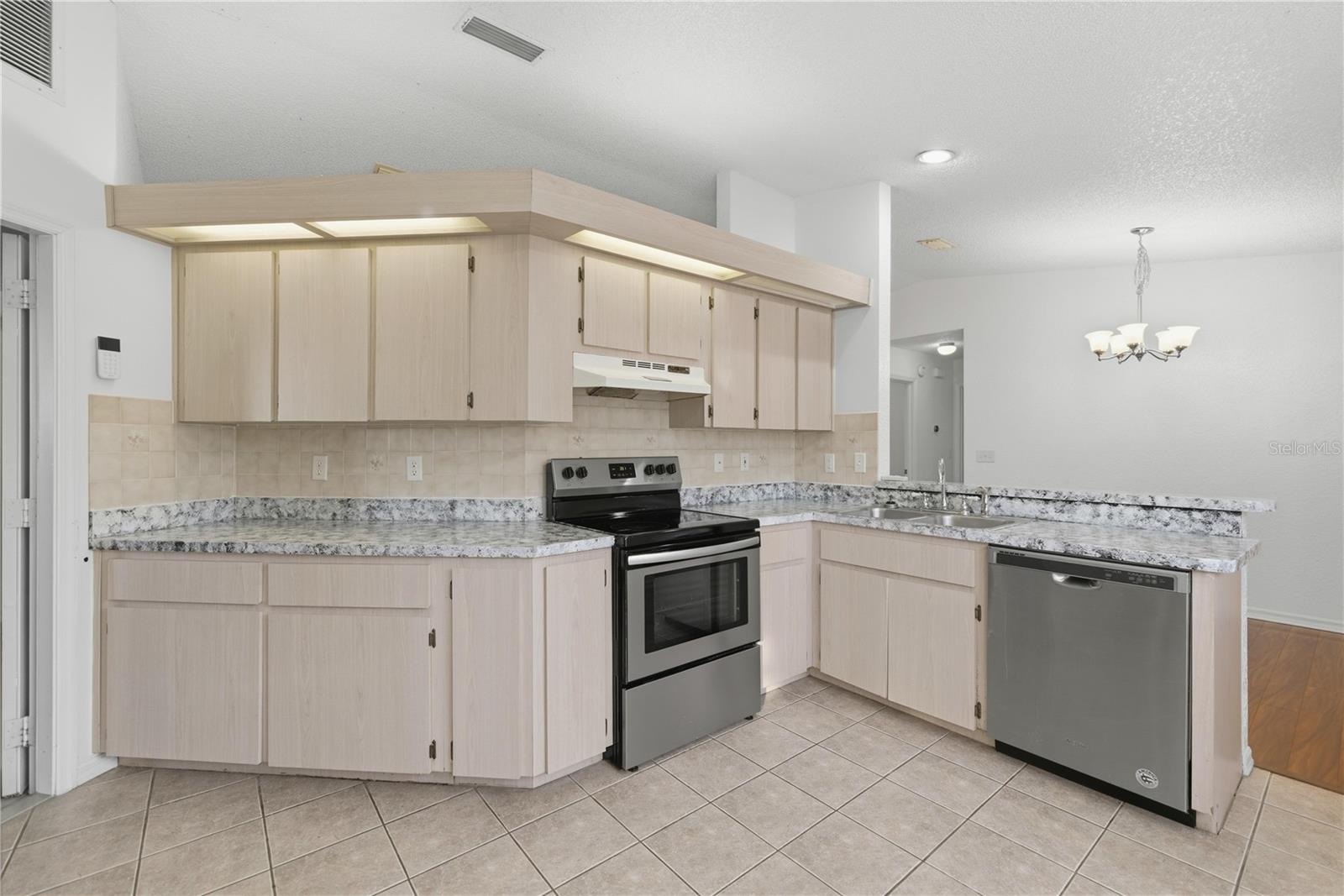 Image 9 of 25 For 8968 116th Place Road