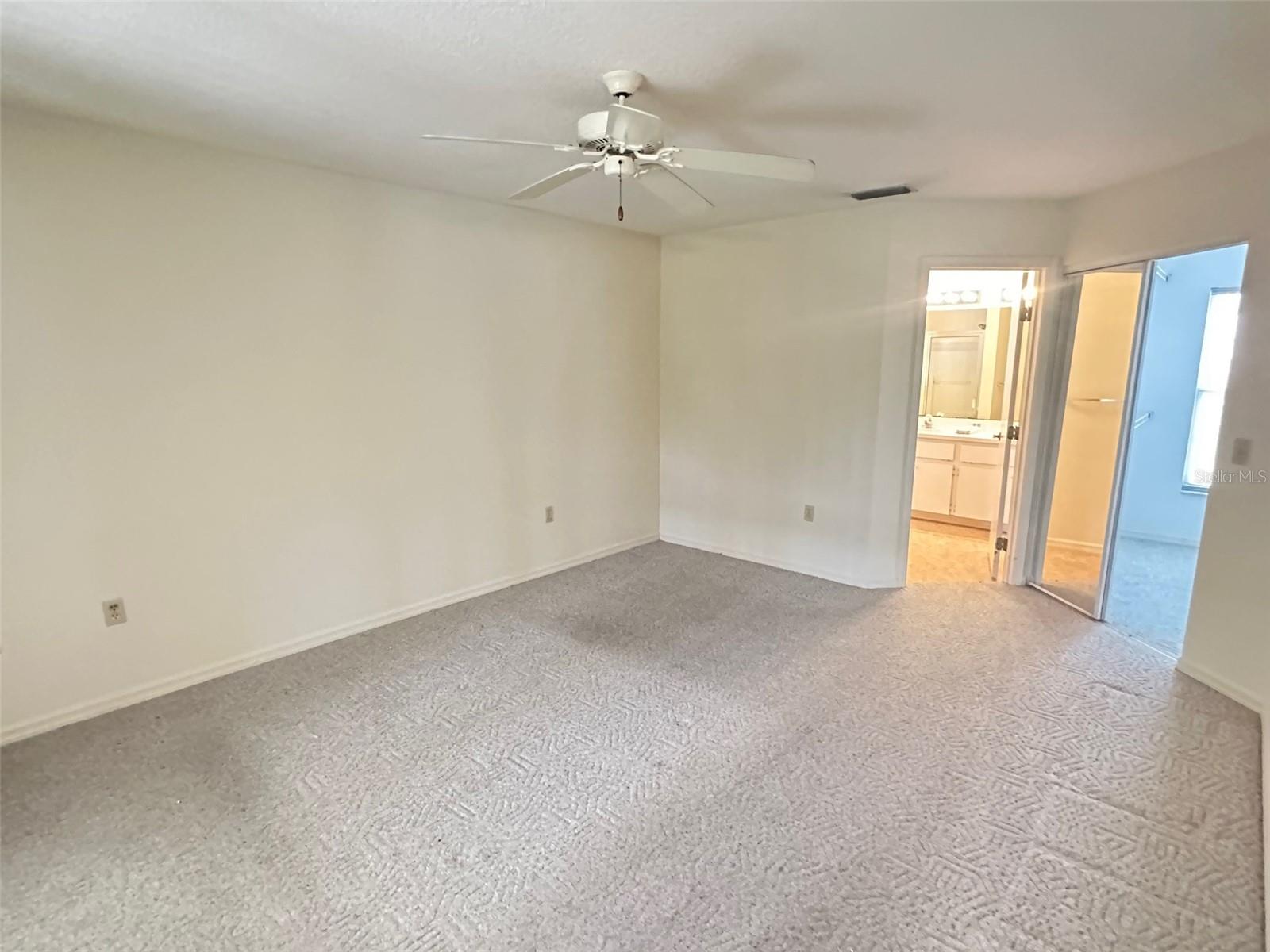 Image 11 of 26 For 4291 Lincoln Avenue