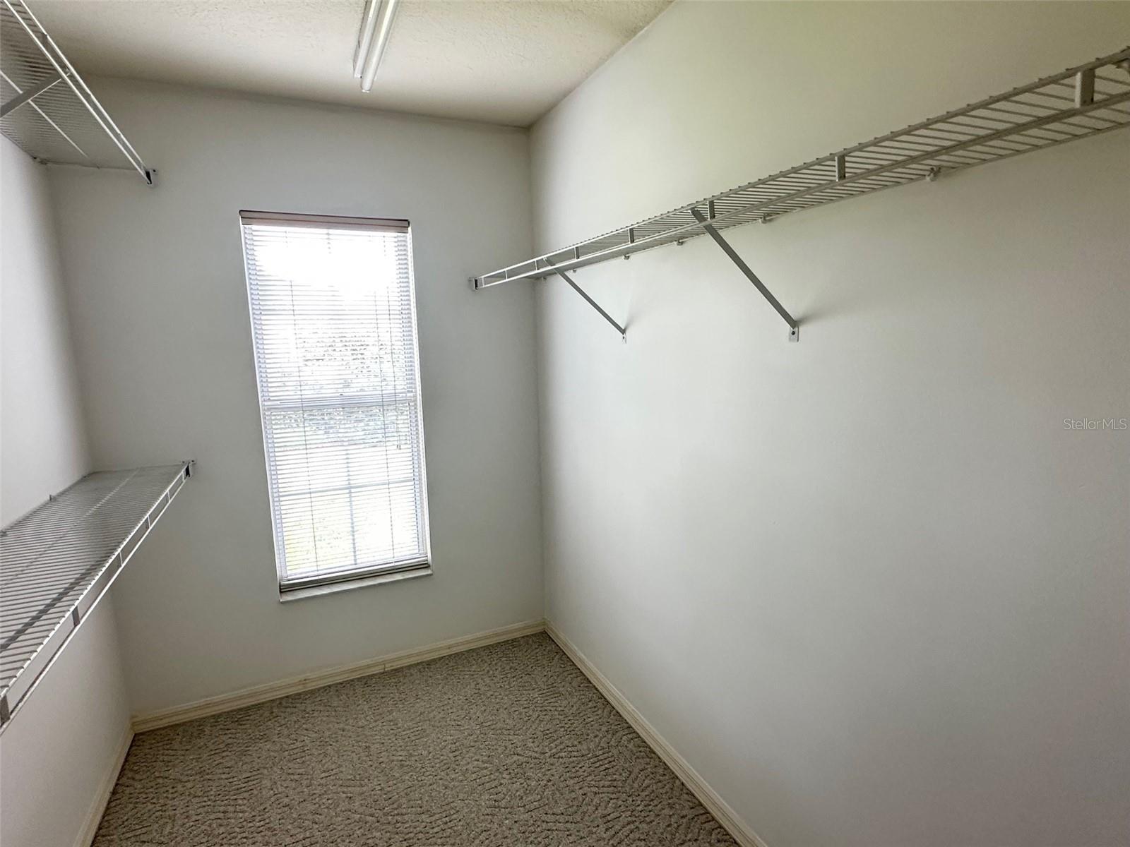 Image 14 of 26 For 4291 Lincoln Avenue