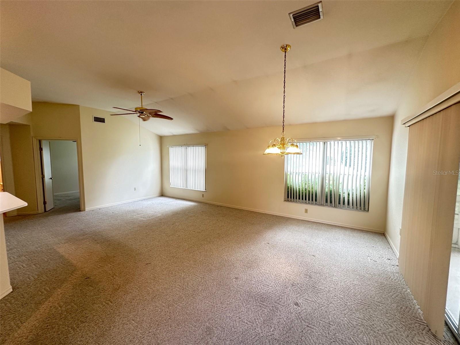 Image 20 of 26 For 4291 Lincoln Avenue