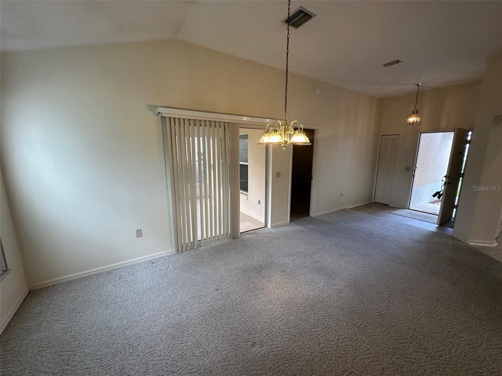 Image 7 of 26 For 4291 Lincoln Avenue