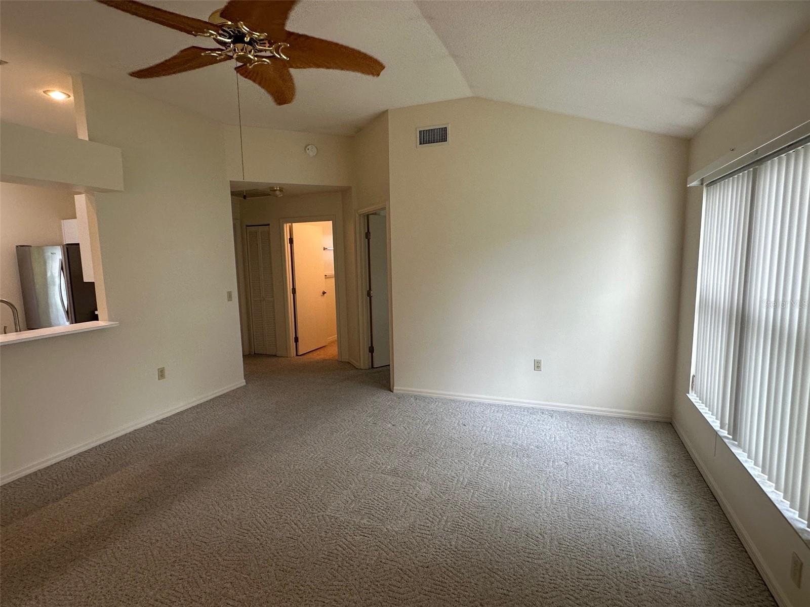 Image 9 of 26 For 4291 Lincoln Avenue