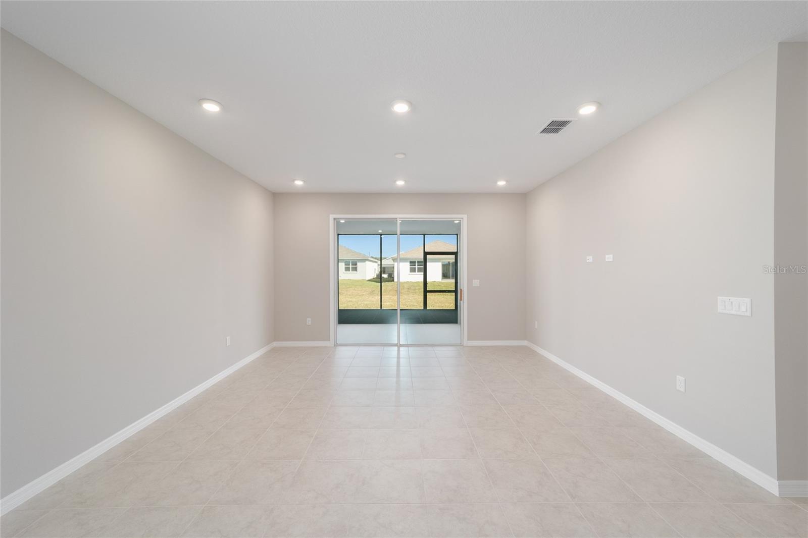 Image 12 of 47 For 5689 72nd Court