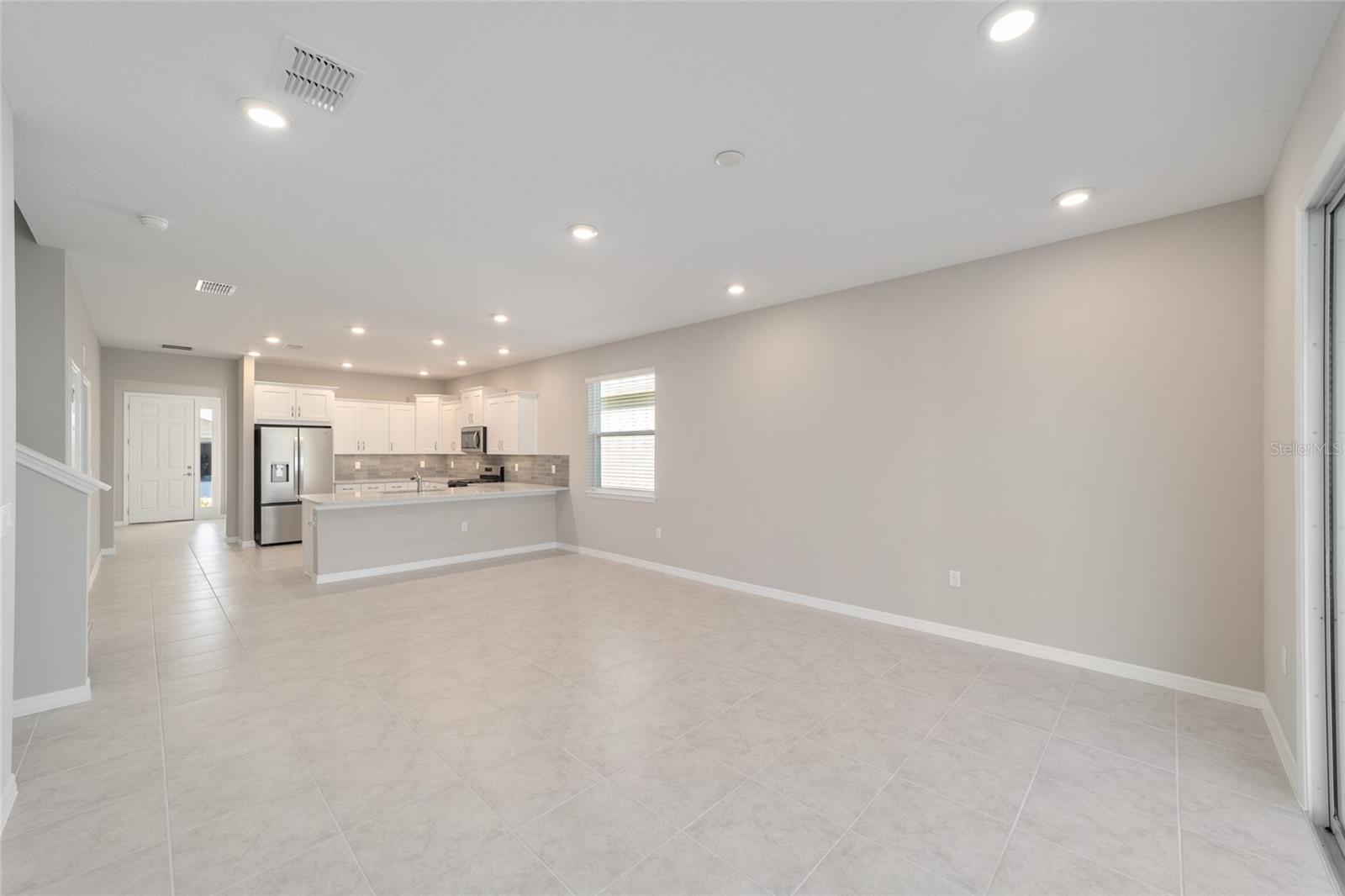 Image 14 of 47 For 5689 72nd Court