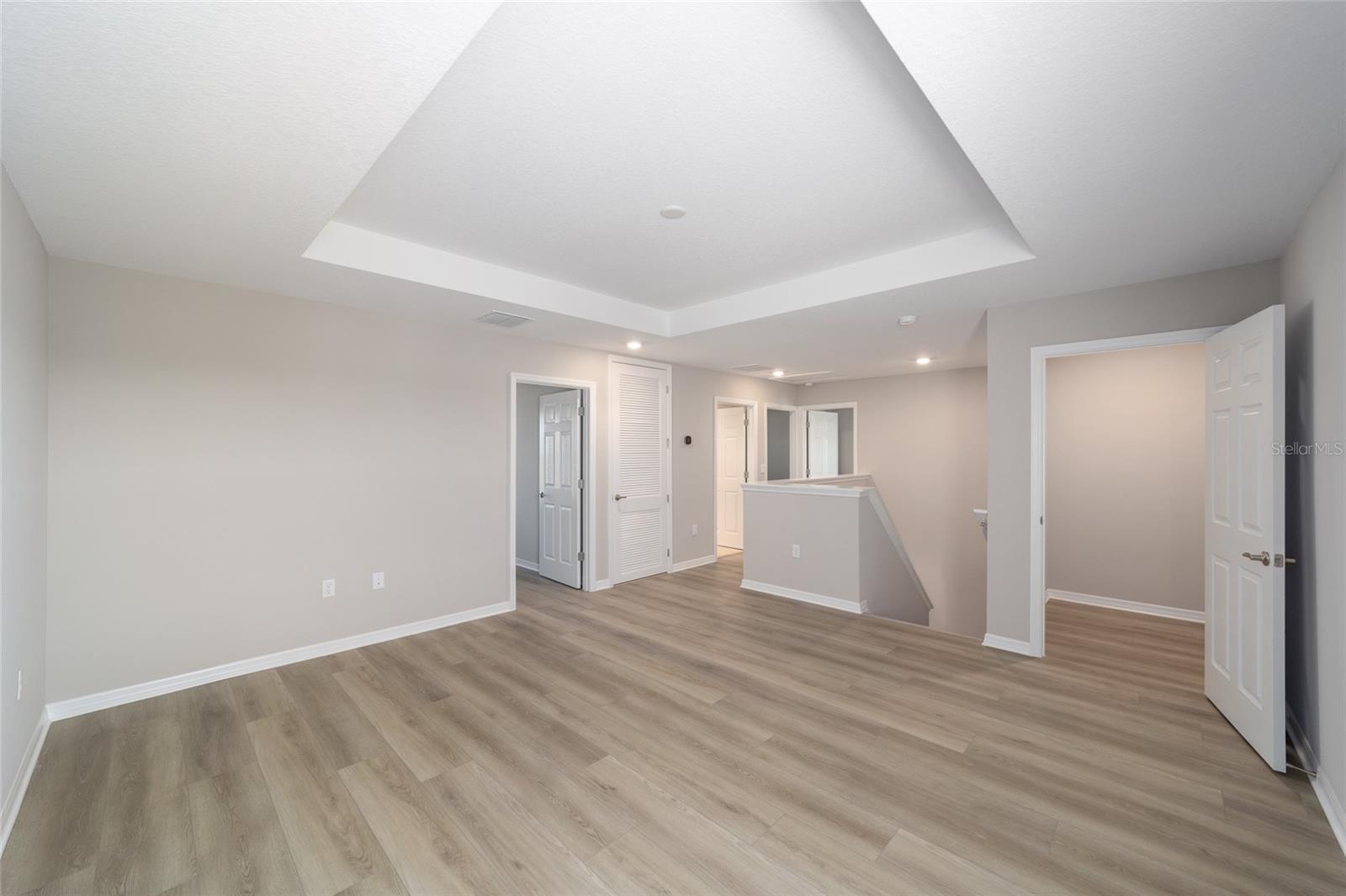 Image 31 of 47 For 5689 72nd Court