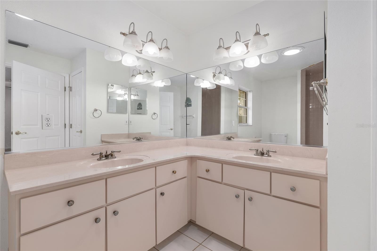 Image 12 of 30 For 12260 100th Street