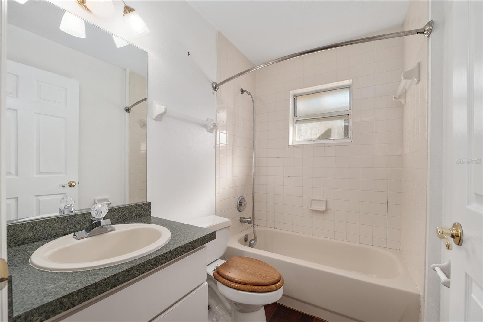 Image 15 of 30 For 12260 100th Street