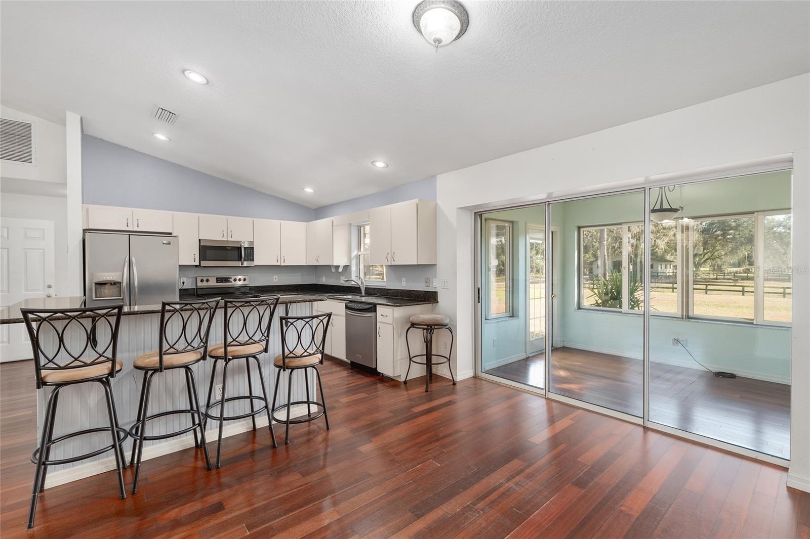 Image 8 of 30 For 12260 100th Street