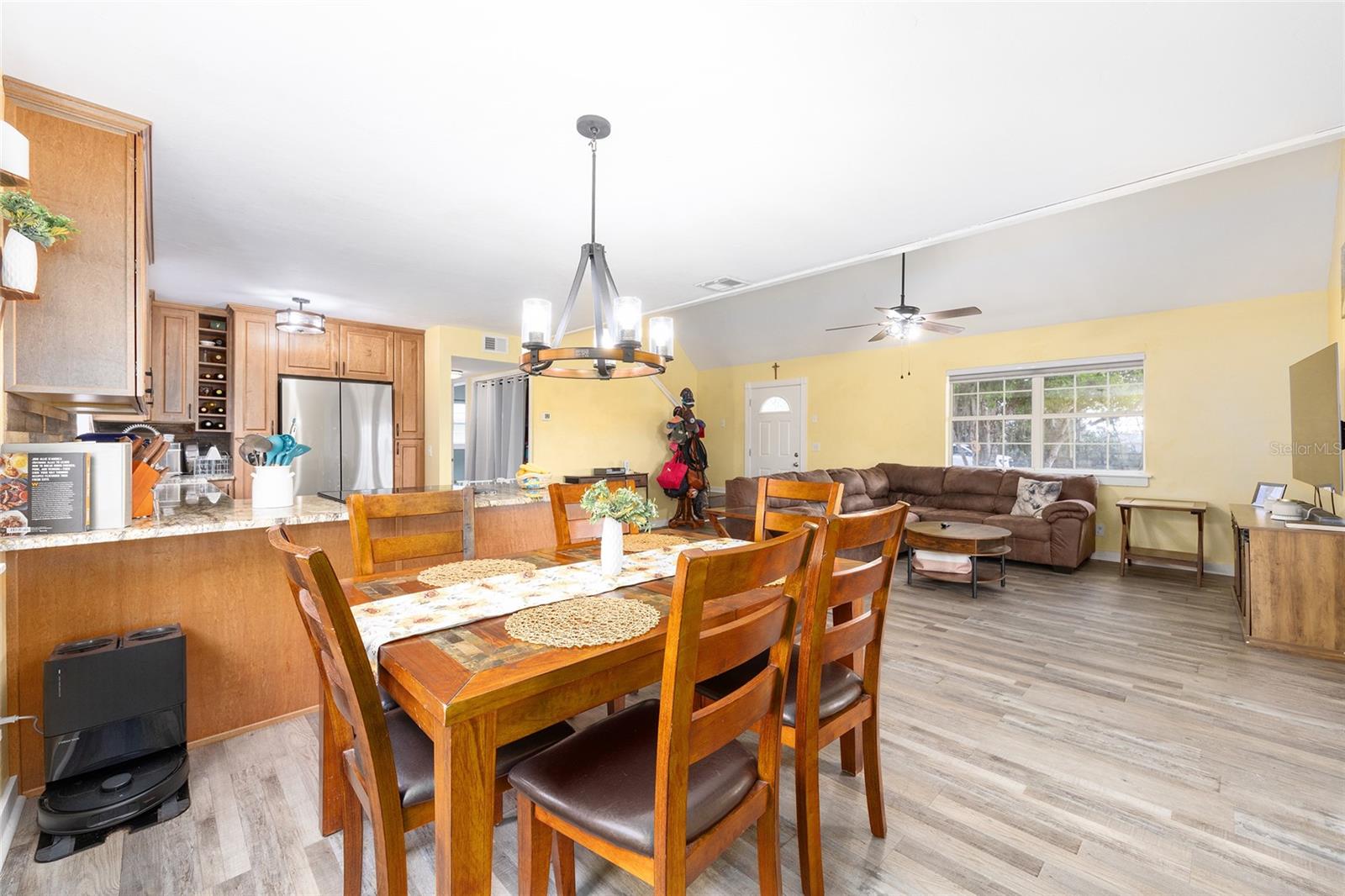 Image 11 of 70 For 13590 120th Street