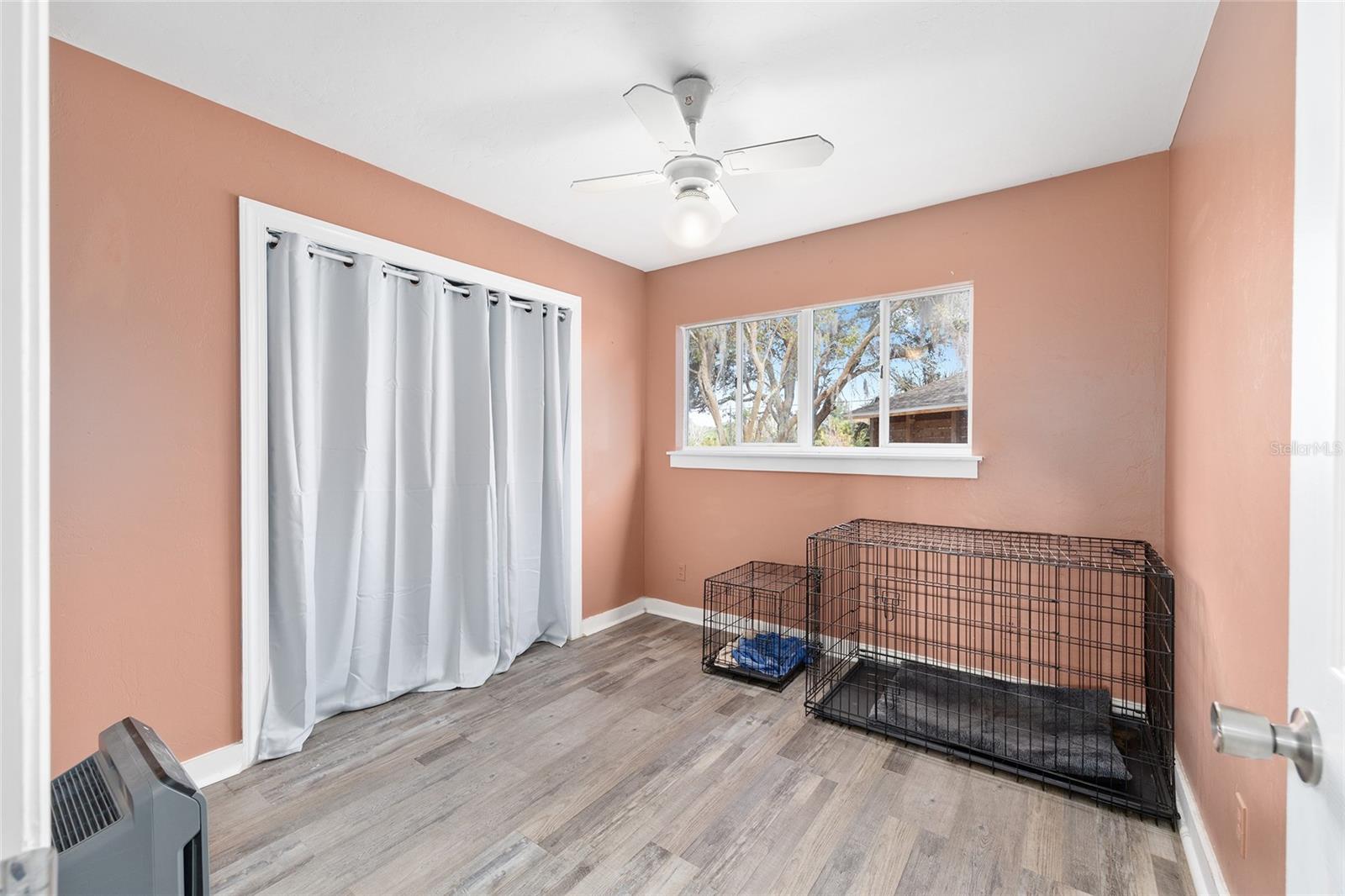 Image 19 of 70 For 13590 120th Street