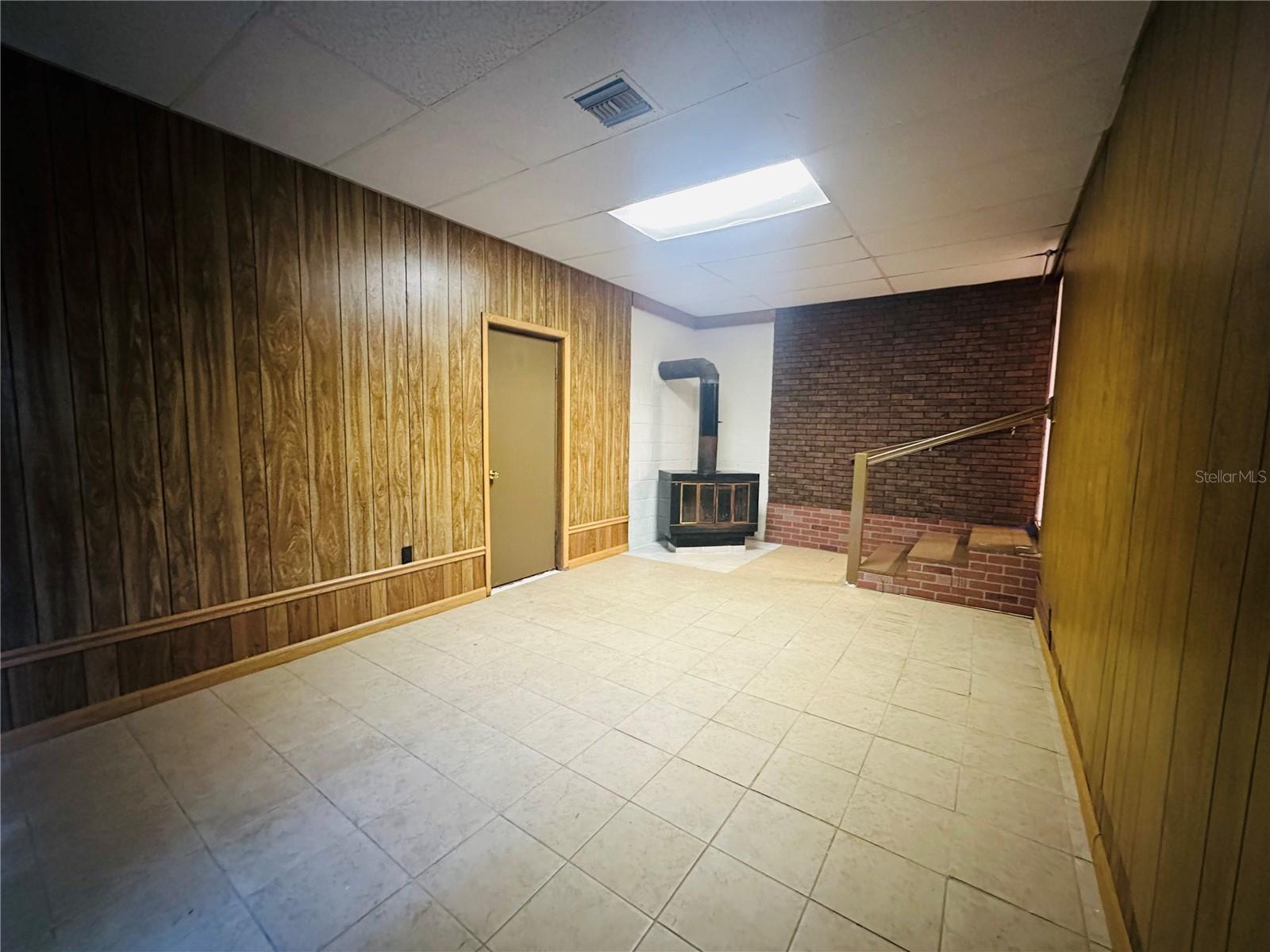 Image 11 of 26 For 2620 2nd Avenue