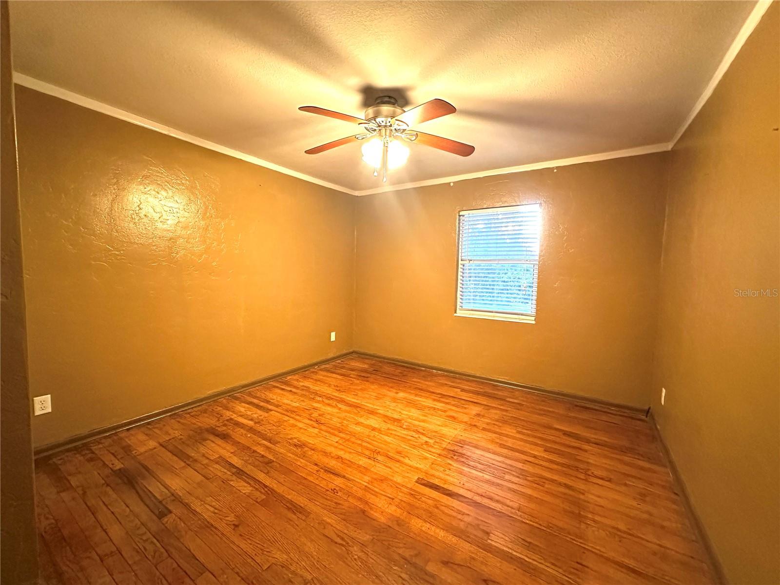 Image 13 of 26 For 2620 2nd Avenue