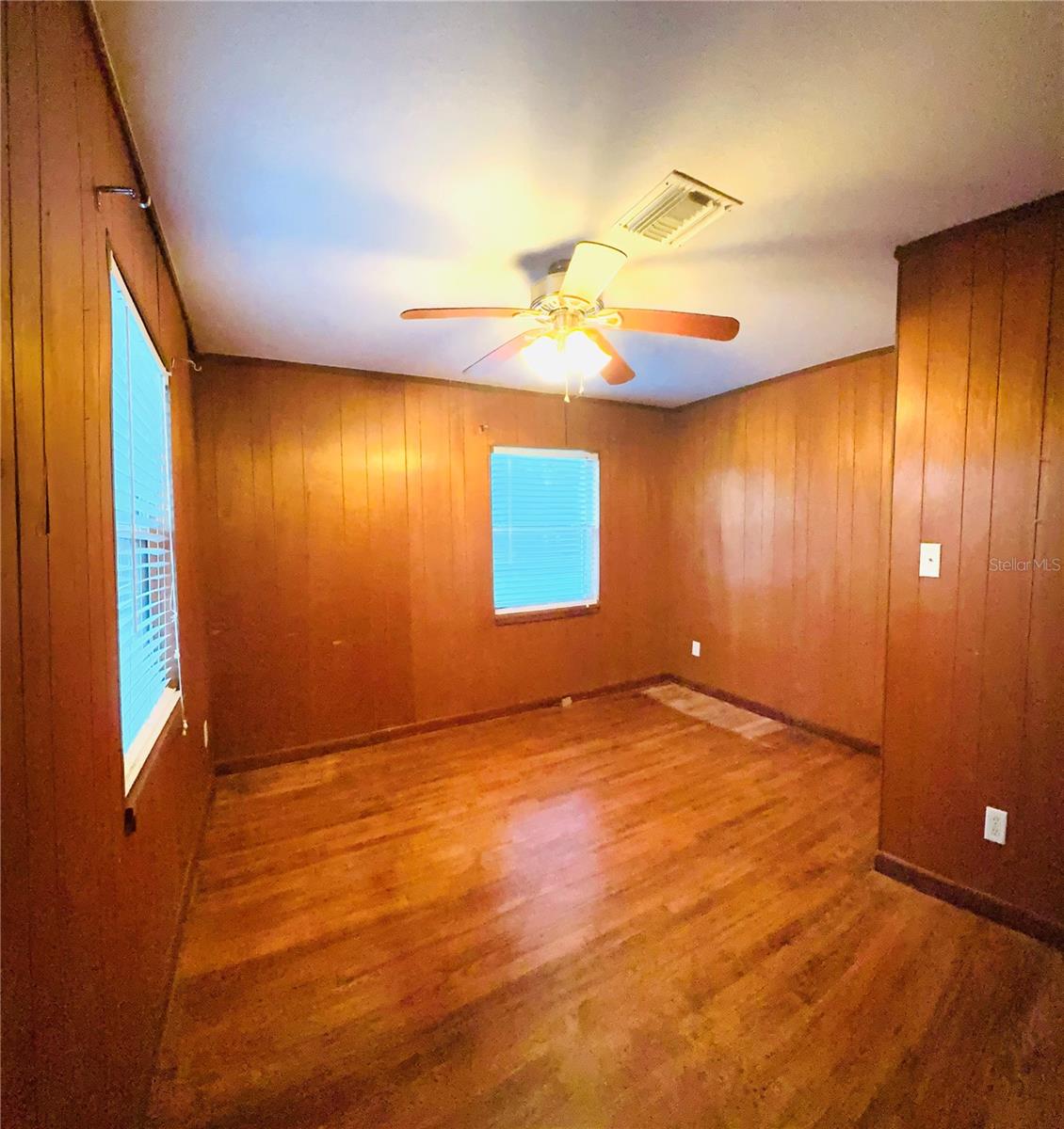 Image 19 of 26 For 2620 2nd Avenue