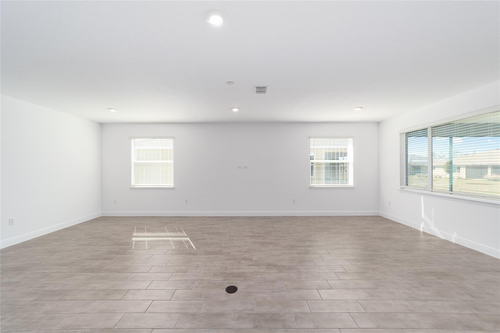 Image 13 of 42 For 10019 106th Circle