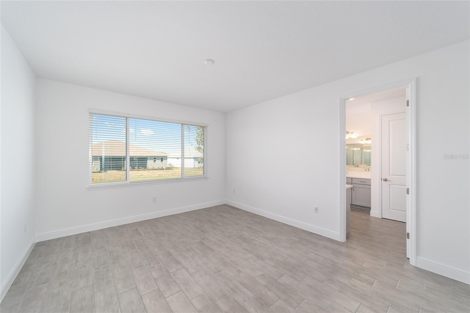 Image 24 of 42 For 10019 106th Circle