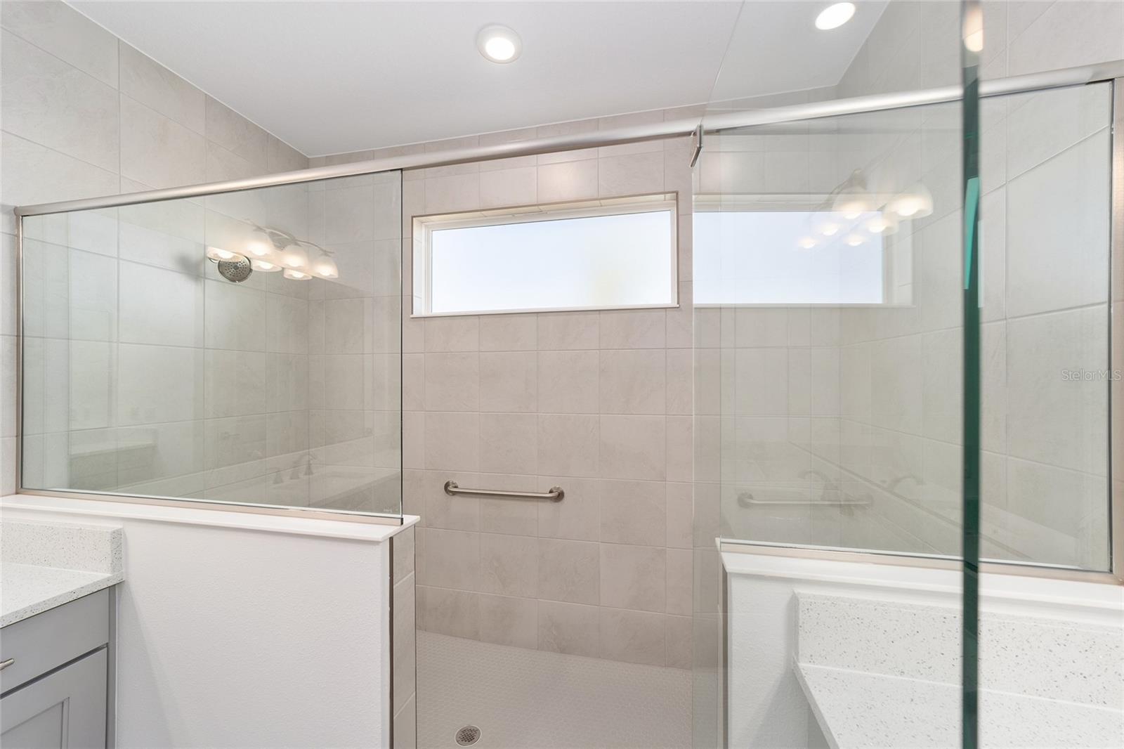 Image 28 of 42 For 10019 106th Circle