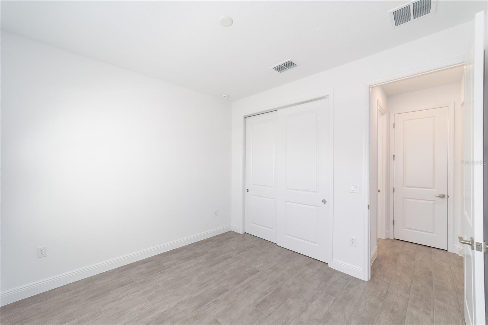 Image 31 of 42 For 10019 106th Circle