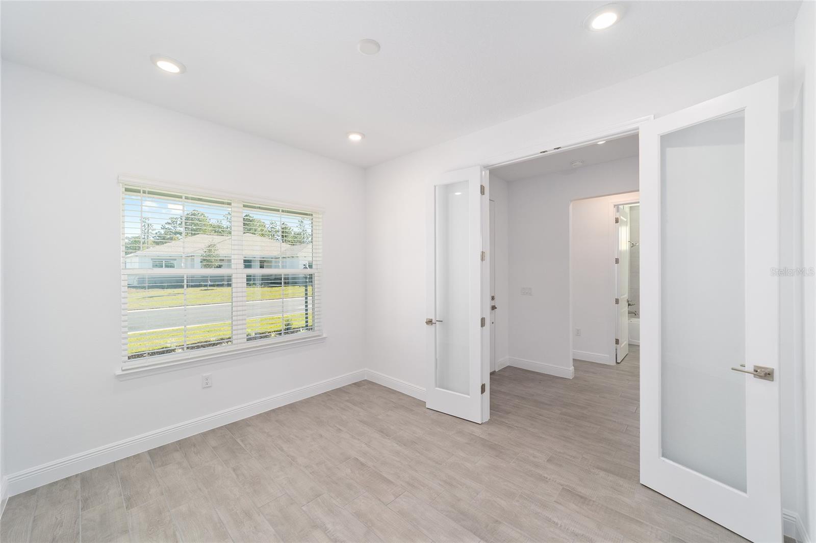 Image 34 of 42 For 10019 106th Circle