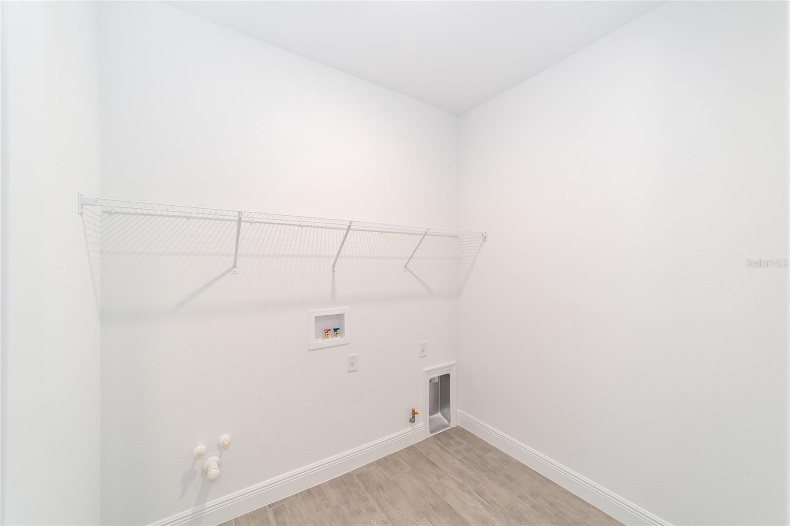 Image 35 of 42 For 10019 106th Circle