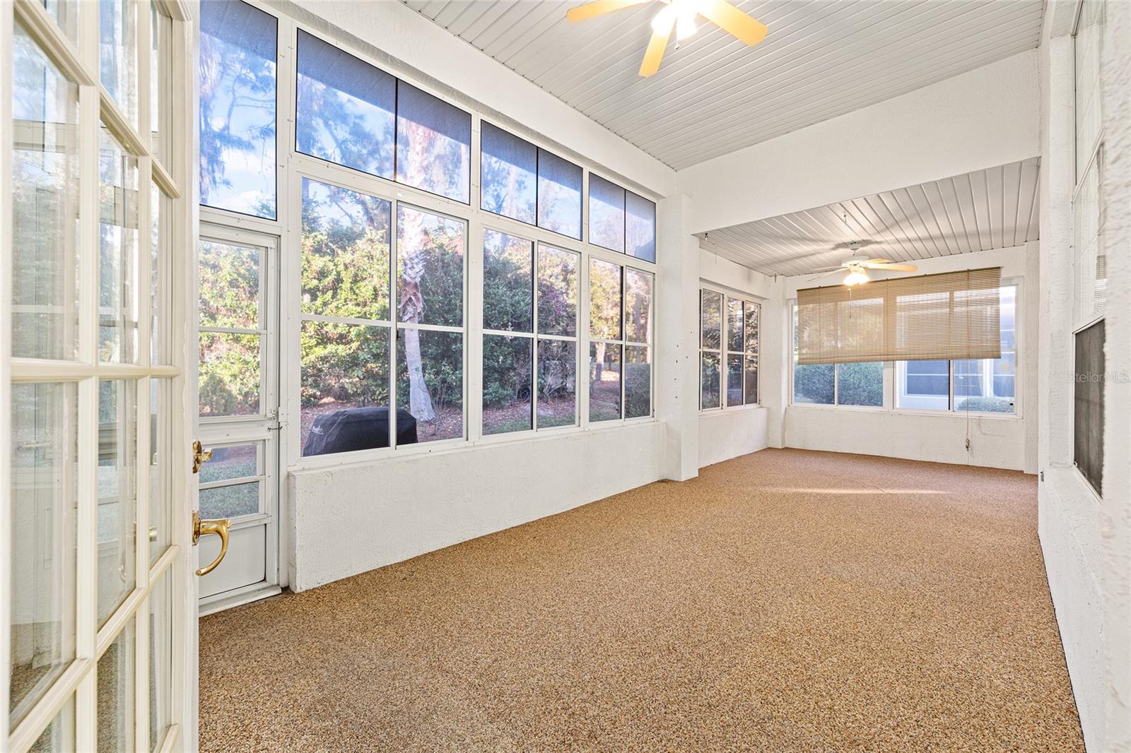 Image 24 of 66 For 11621 72nd Circle