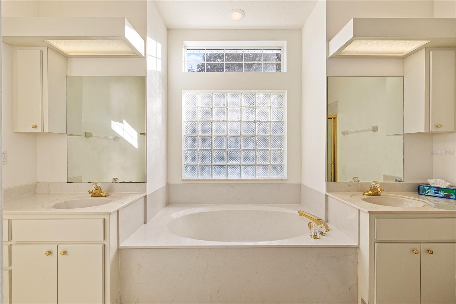 Image 33 of 66 For 11621 72nd Circle