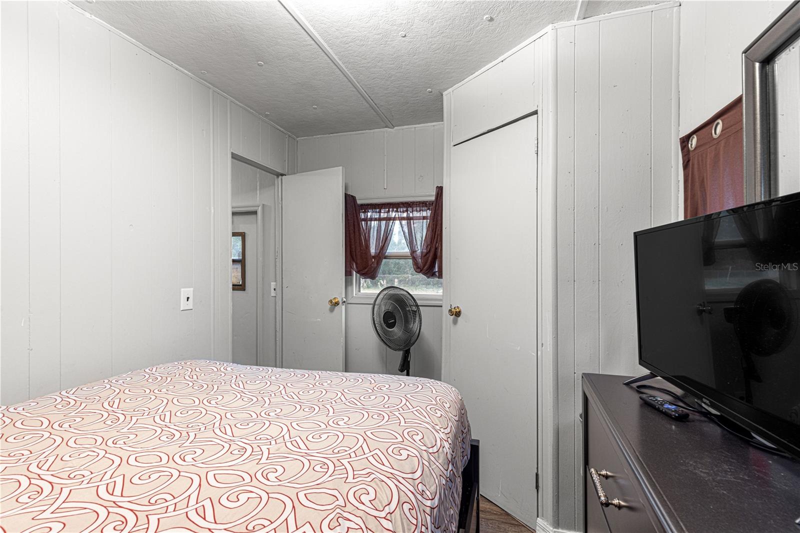 Image 17 of 22 For 9175 35th Court