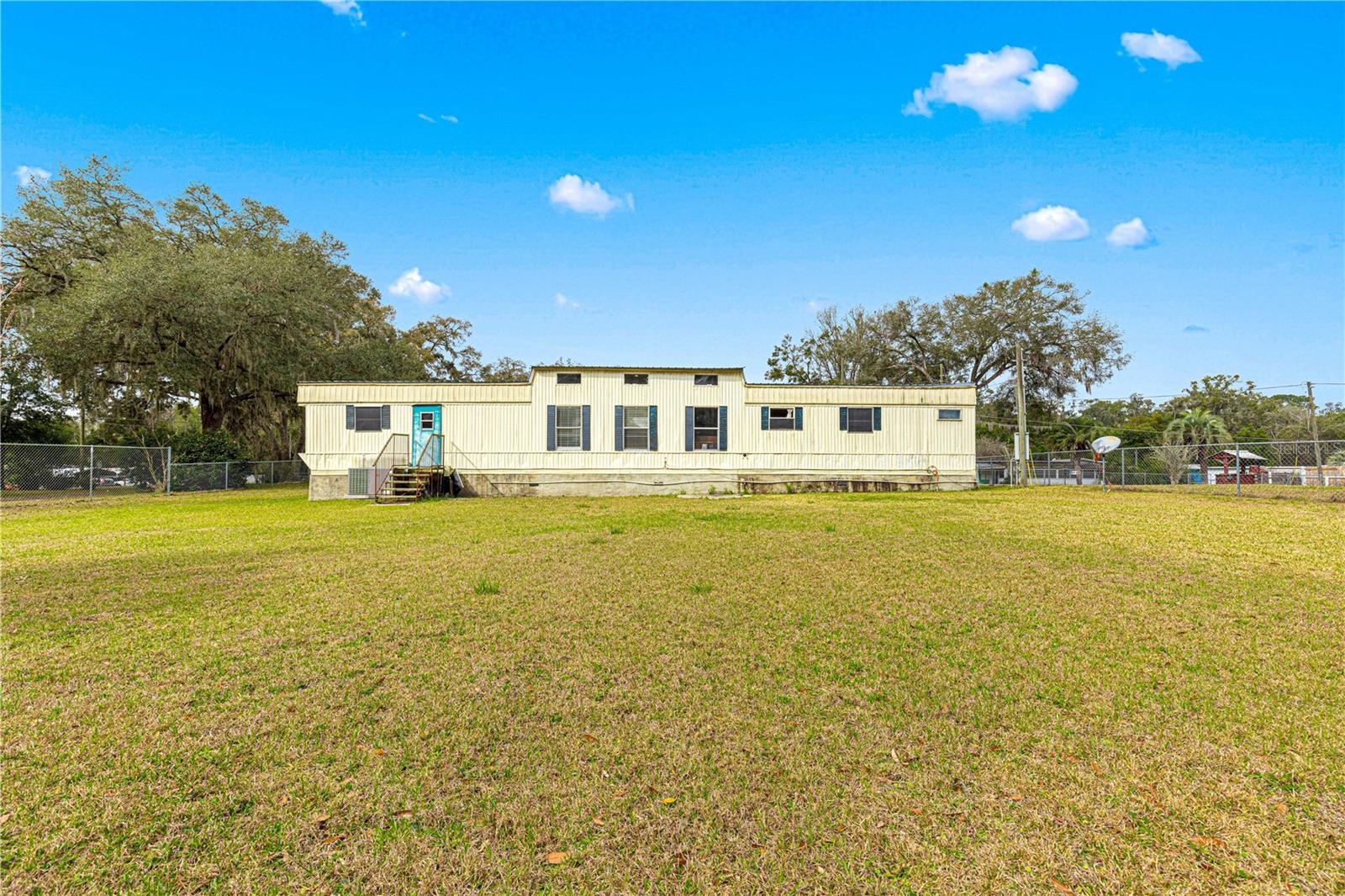 Image 18 of 22 For 9175 35th Court