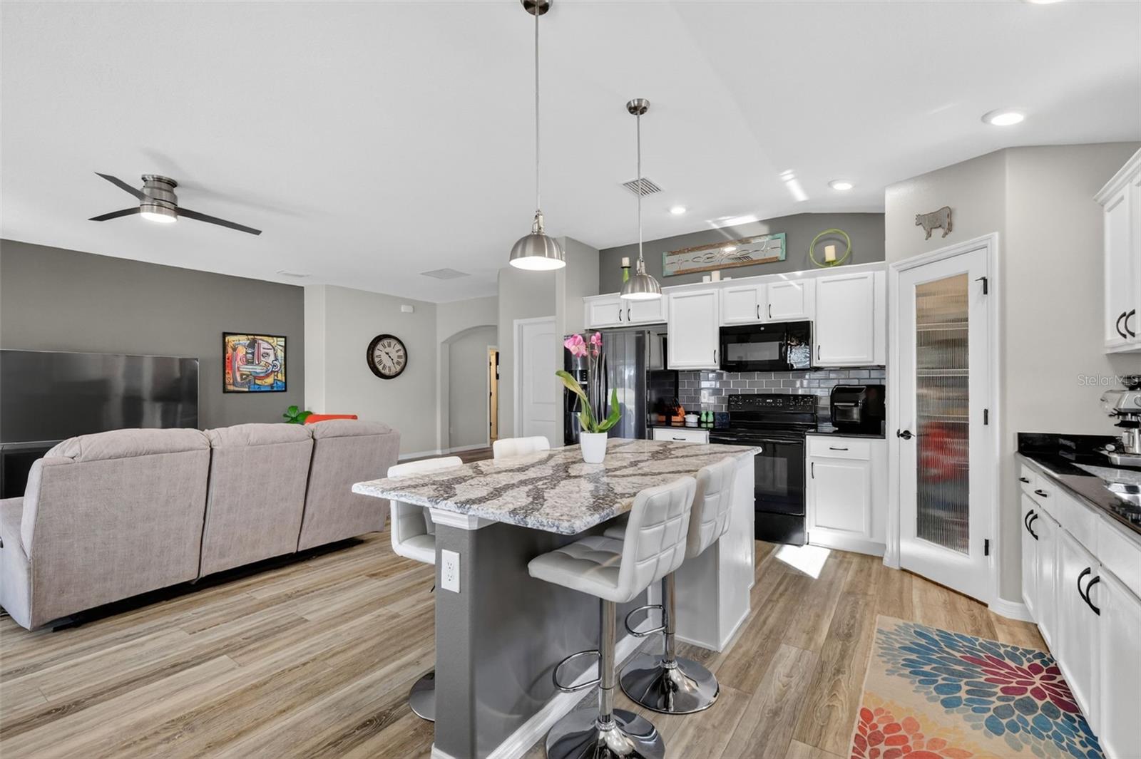 Image 18 of 59 For 4714 Independence Trail