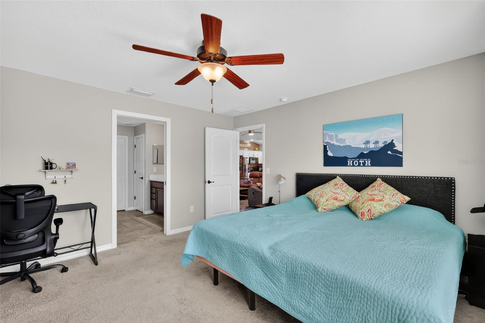 Image 21 of 59 For 4714 Independence Trail