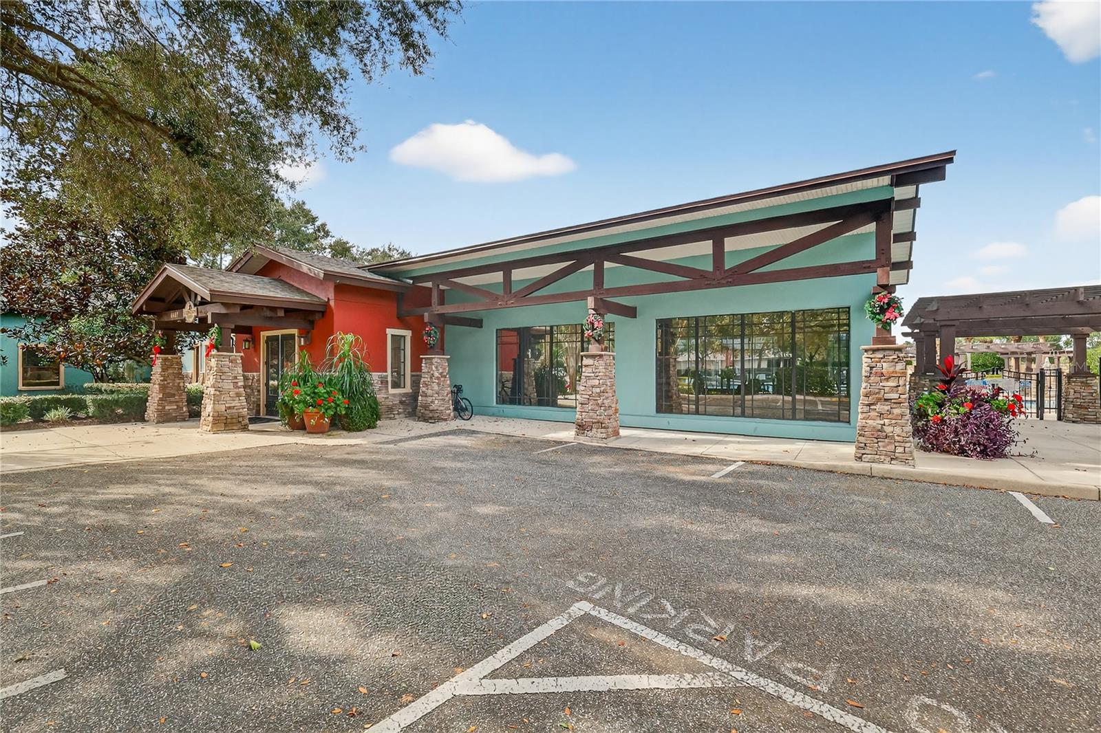 Image 44 of 59 For 4714 Independence Trail