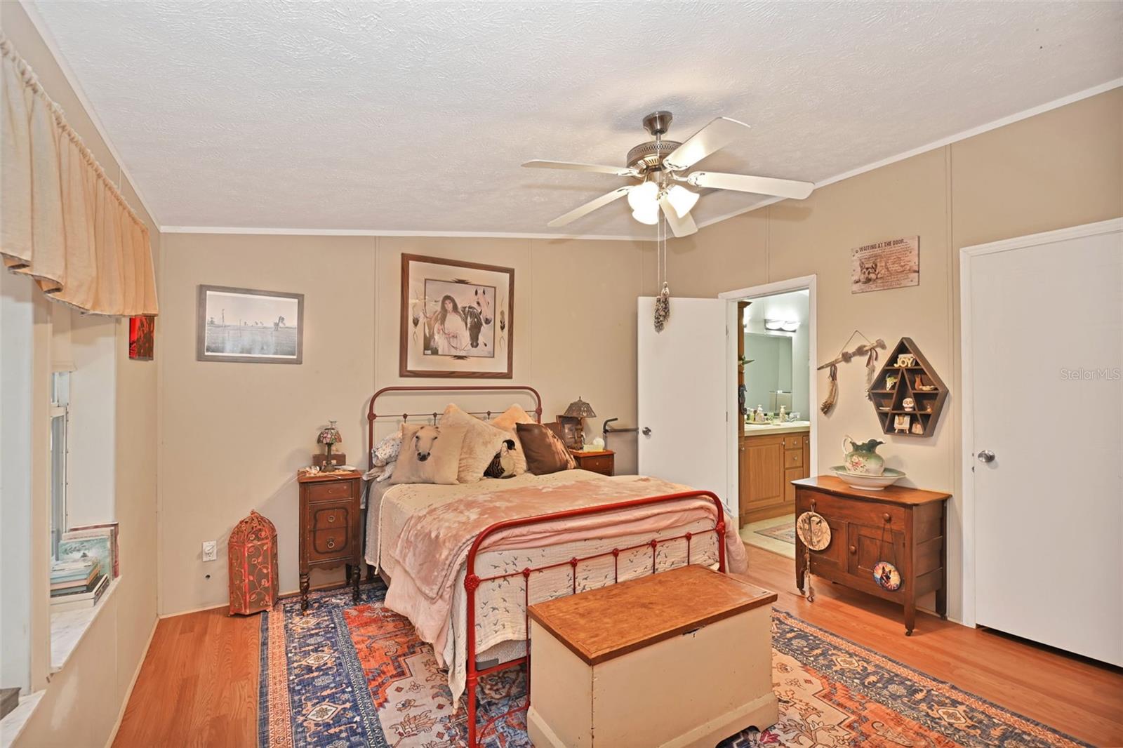 Image 23 of 54 For 11064 212th Lane