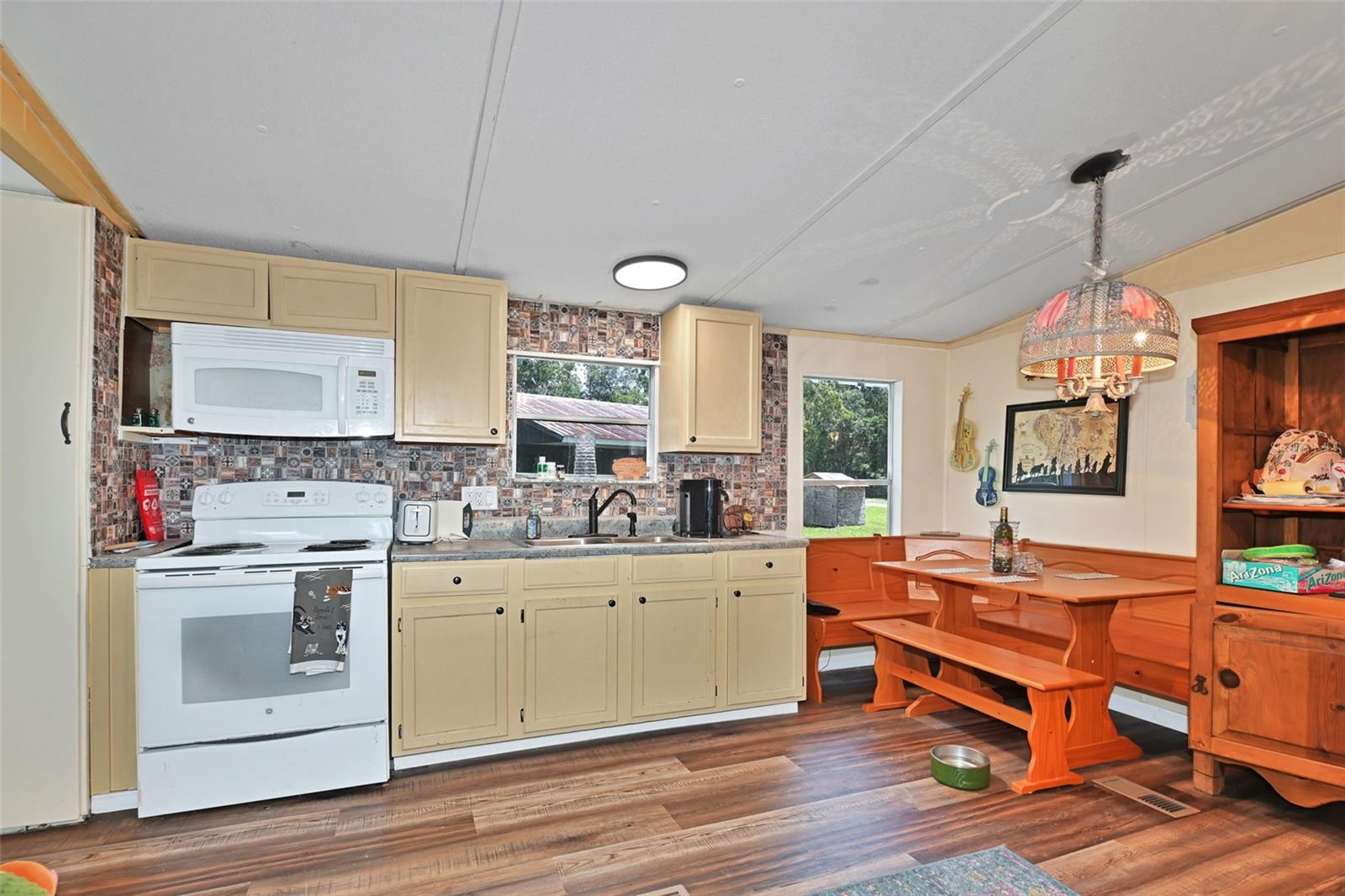 Image 36 of 54 For 11064 212th Lane