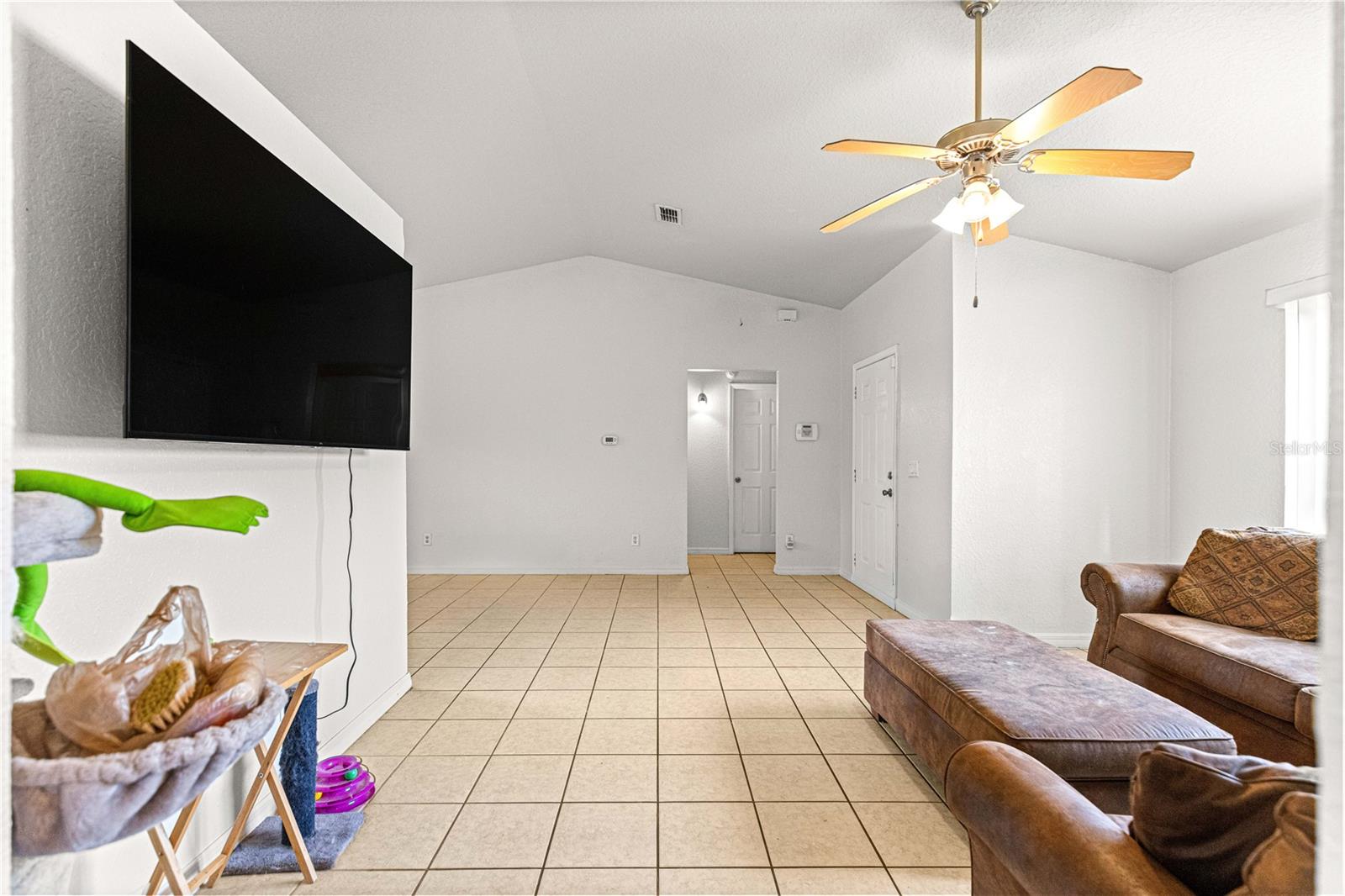 Image 11 of 44 For 13664 41st Court