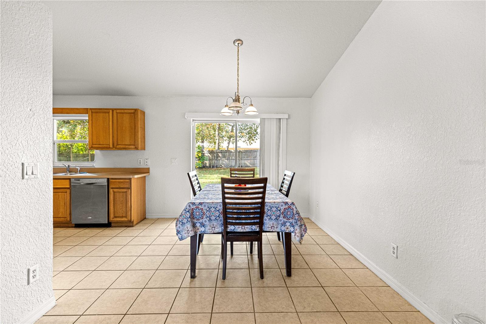 Image 19 of 44 For 13664 41st Court