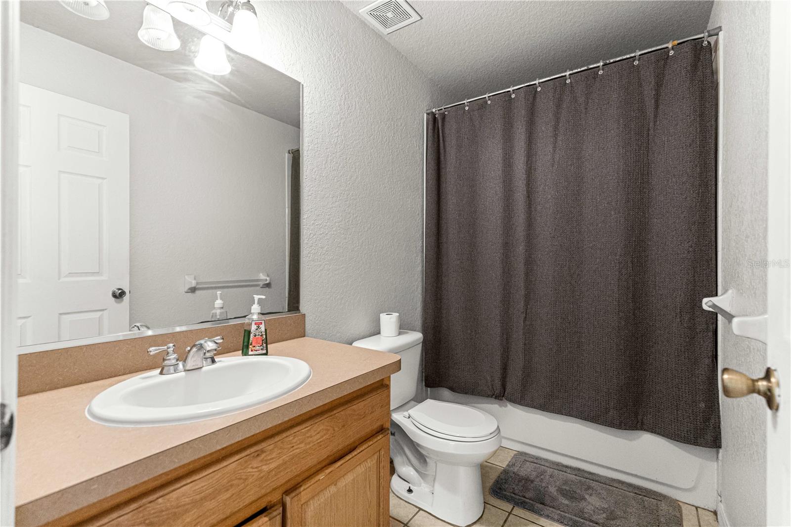 Image 28 of 44 For 13664 41st Court