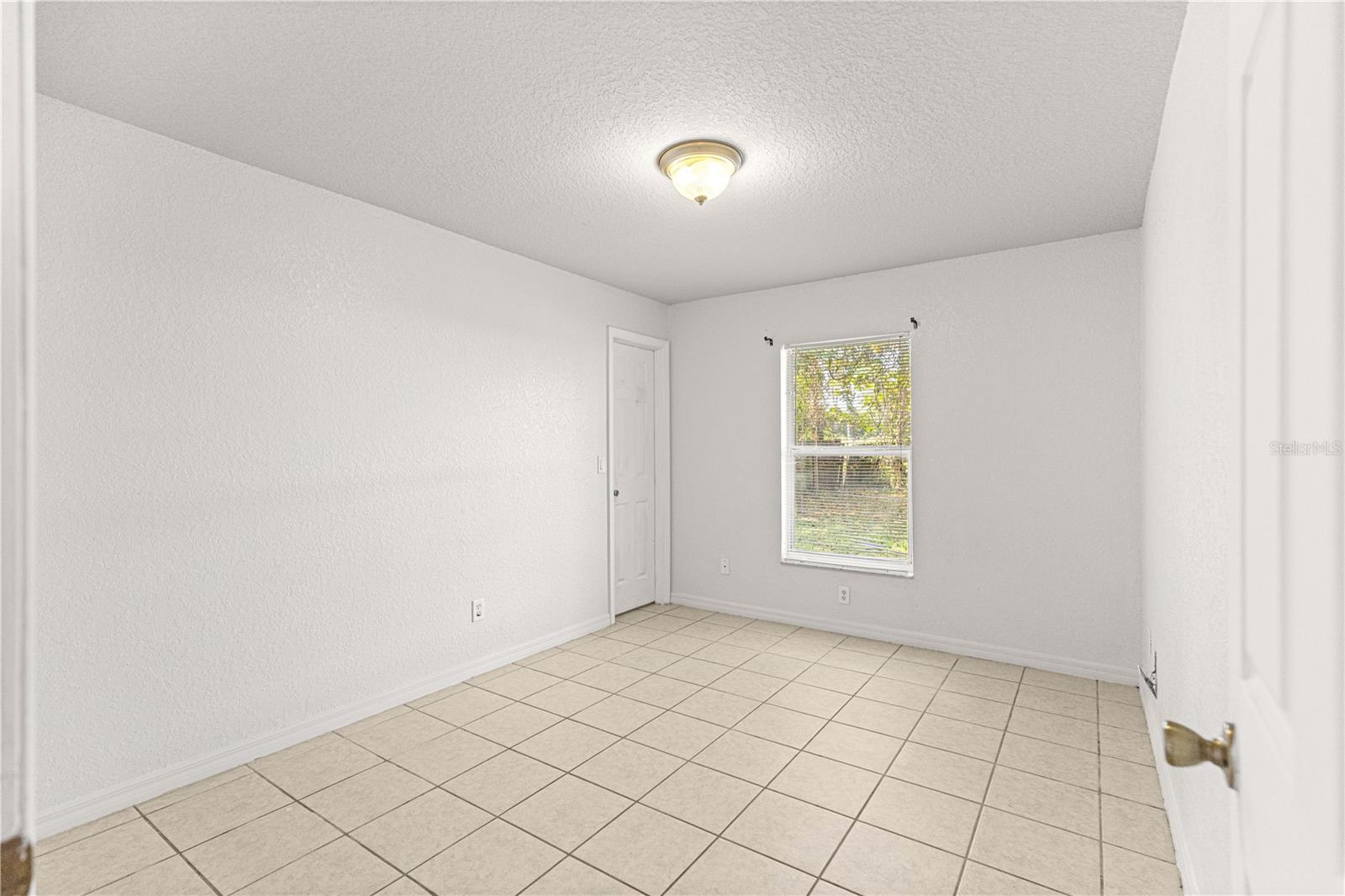 Image 29 of 44 For 13664 41st Court