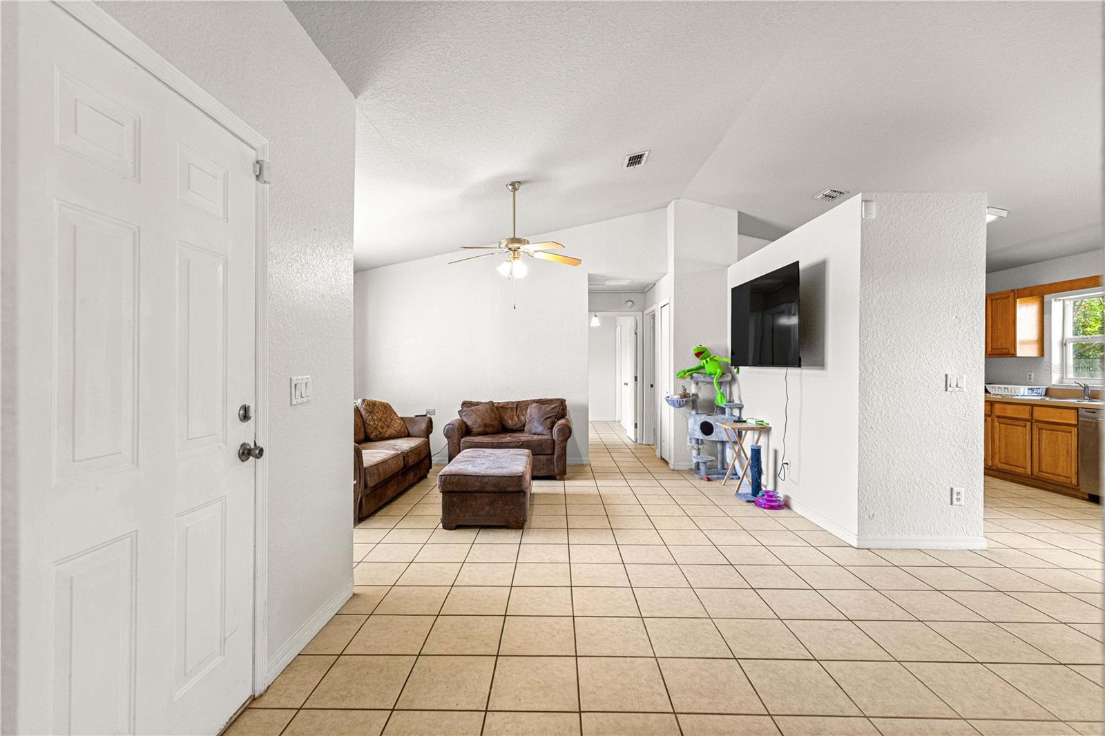 Image 8 of 44 For 13664 41st Court