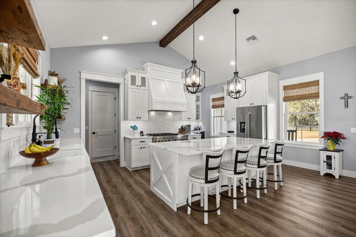 Image 10 of 57 For 10561 104th Circle