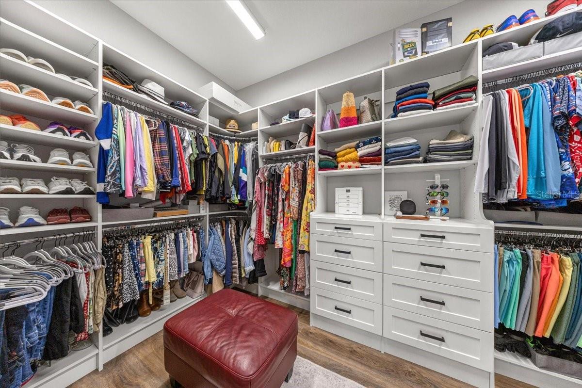 Image 25 of 57 For 10561 104th Circle