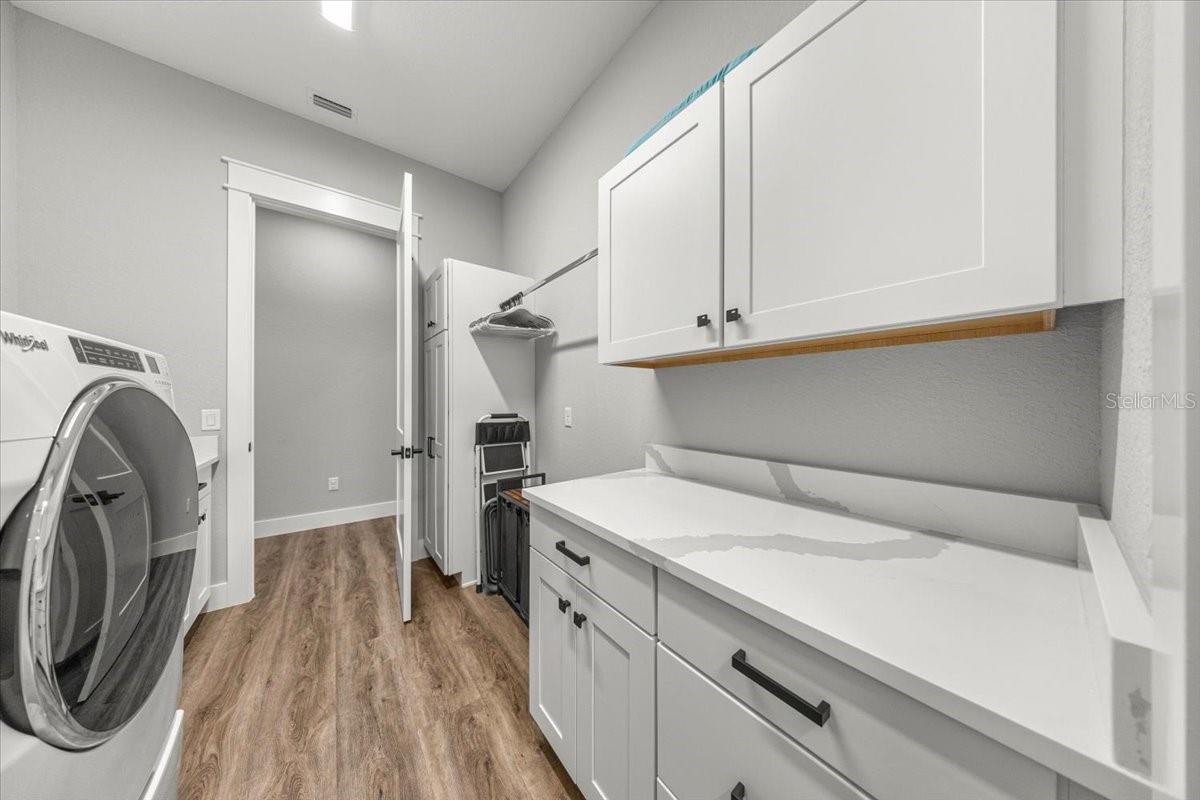 Image 28 of 57 For 10561 104th Circle