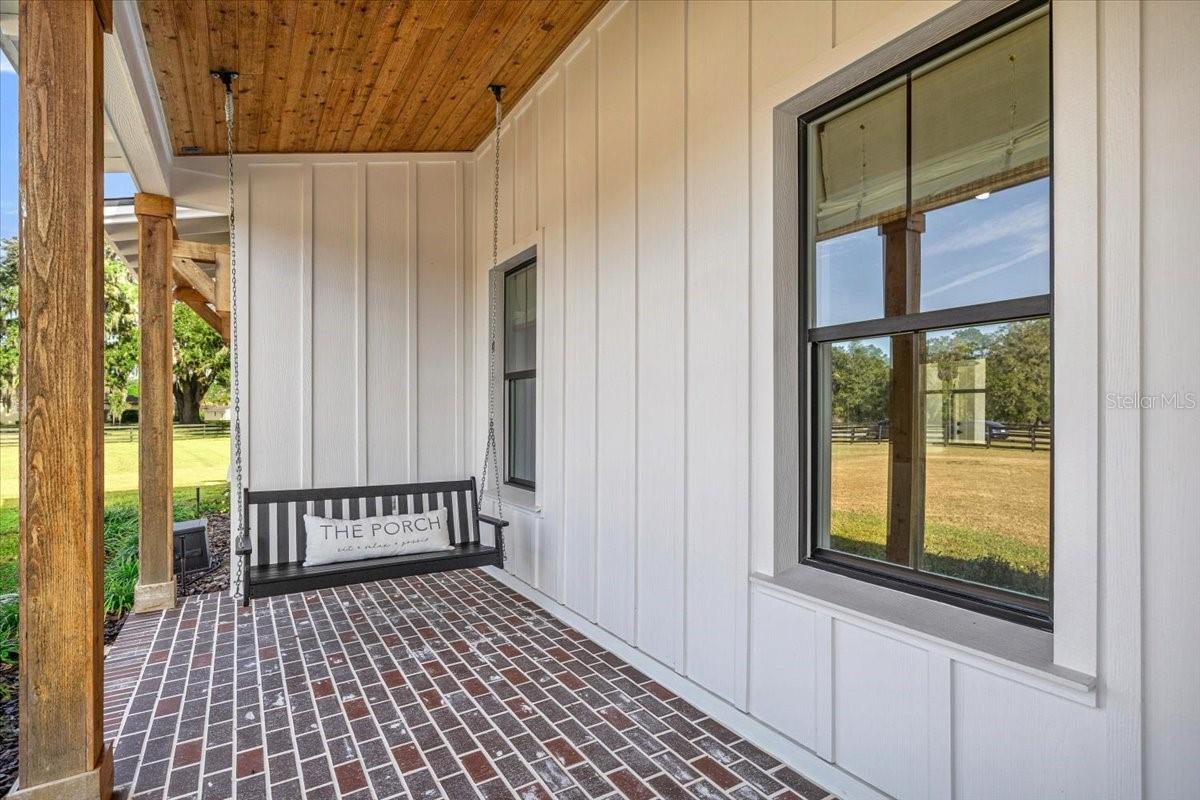 Image 4 of 57 For 10561 104th Circle