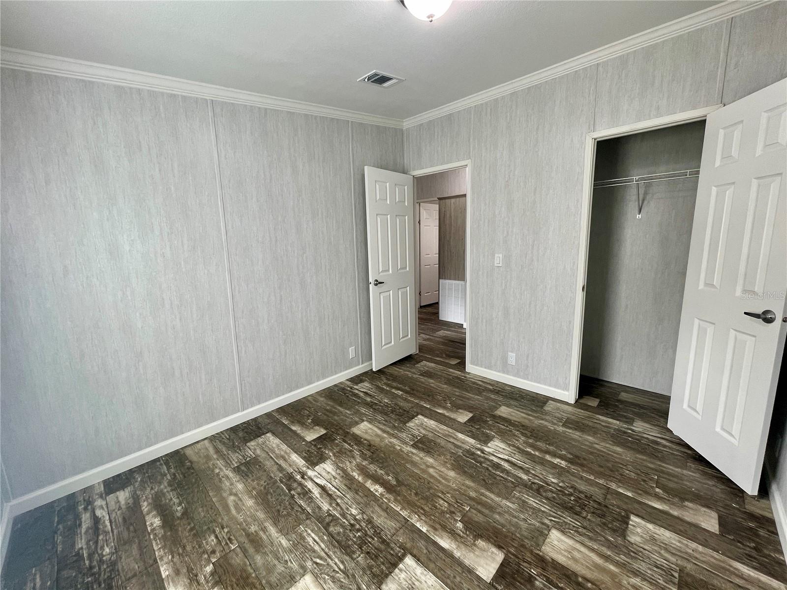 Image 16 of 31 For 11605 20th Street