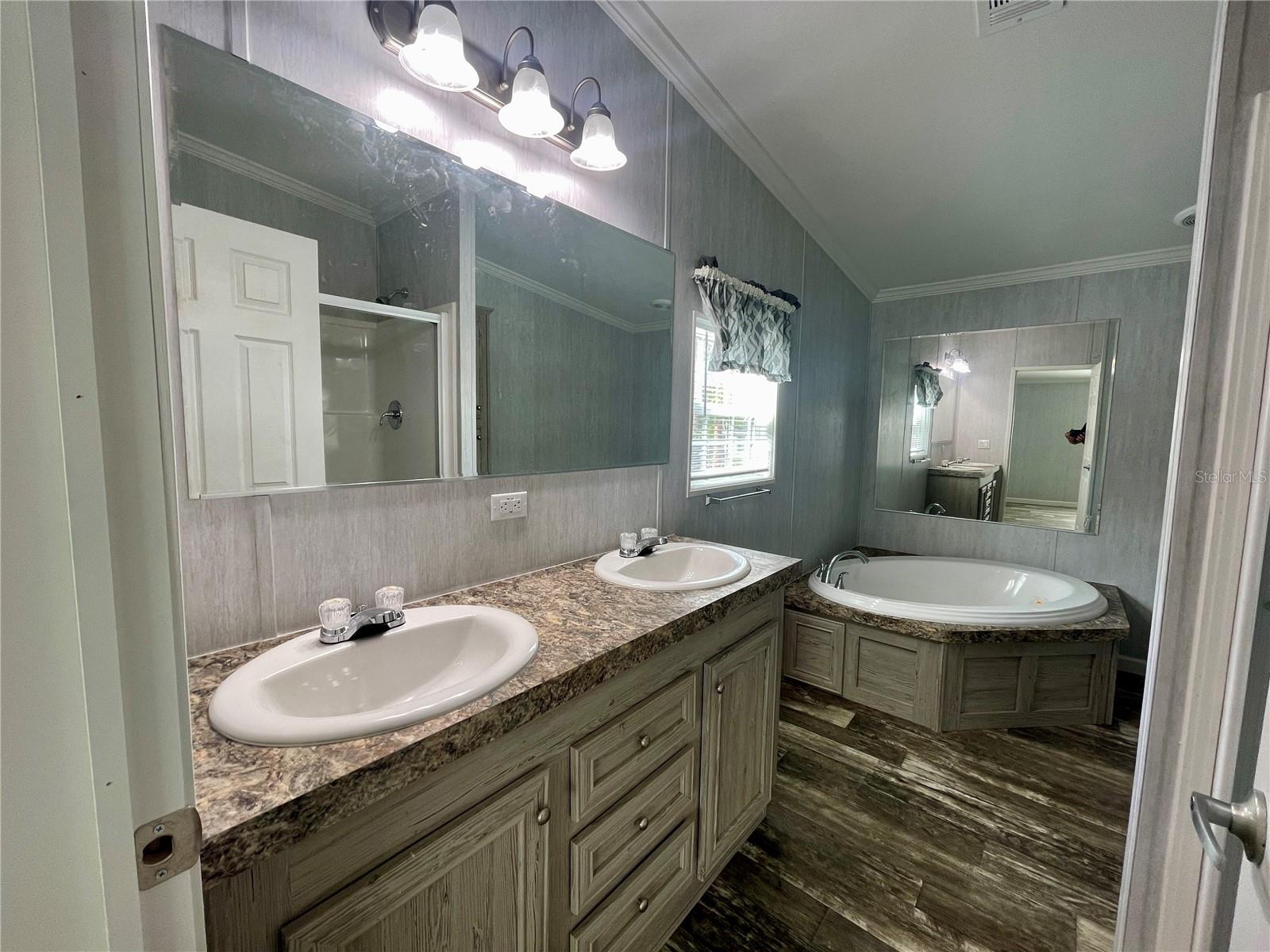 Image 4 of 31 For 11605 20th Street