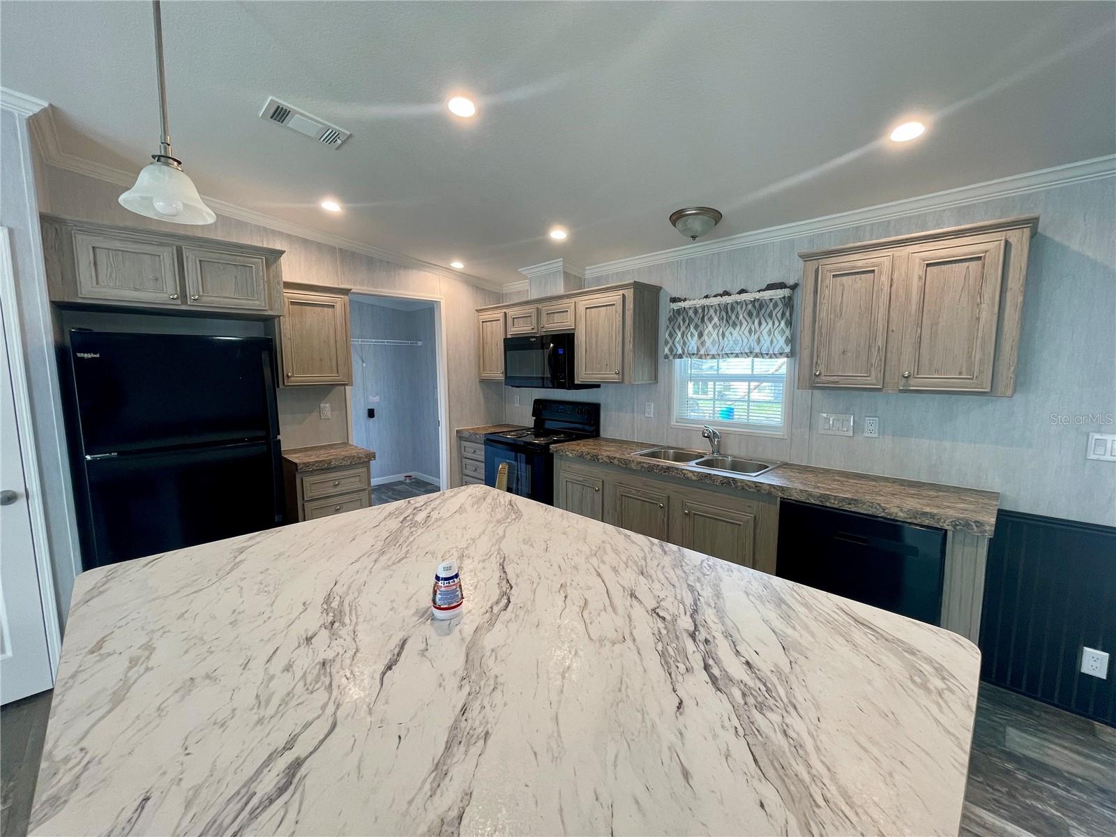 Image 9 of 31 For 11605 20th Street