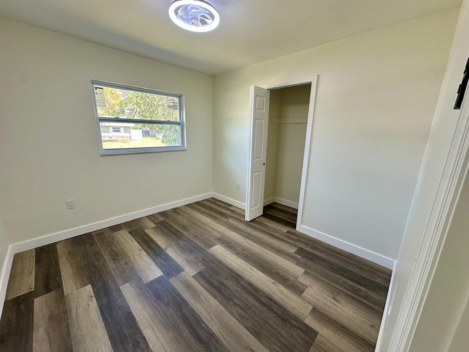 Image 7 of 13 For 1812 Northeast 50th