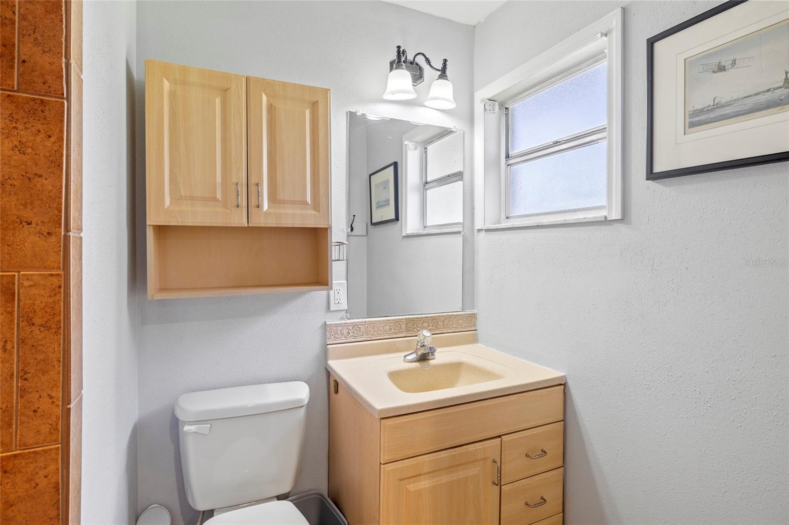 Image 24 of 77 For 5031 Lakewood Road